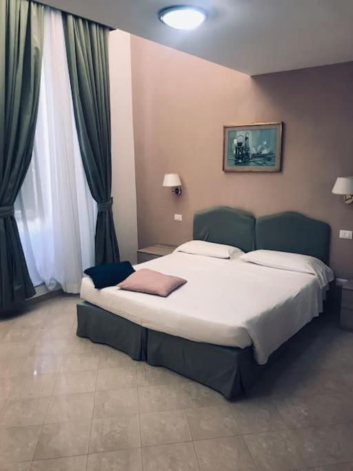 43 Appartamento Ampio E Comodo Nel Centro Di Roma Екстер'єр фото